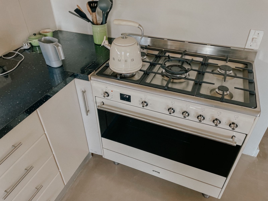 To Let 3 Bedroom Property for Rent in Oranjezicht Western Cape